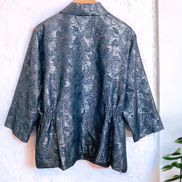 Alfred Dunner Paisley Floral Pattern Jacket In Silver Blue Metallic Color Sz 14 - Picture 2 of 5